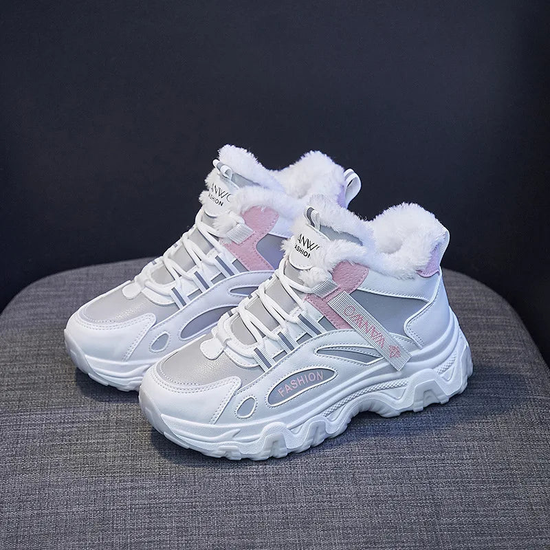 PlushWalk™ | Stoere warme sneakers!