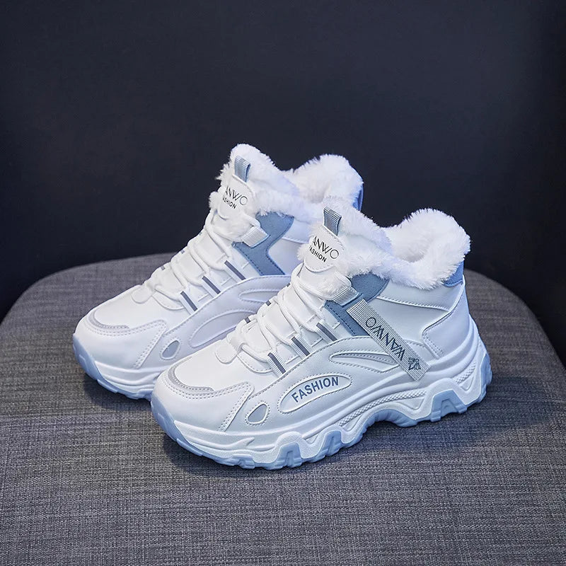 PlushWalk™ | Stoere warme sneakers!